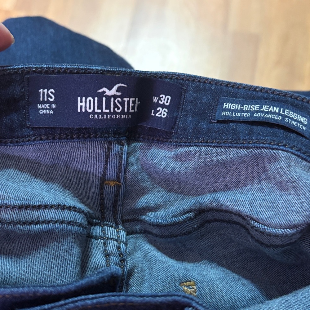 Hollister High-Rise Jean Leggings 11S Advanced Stretch Jeggings W30 L26 - Picture 3 of 3